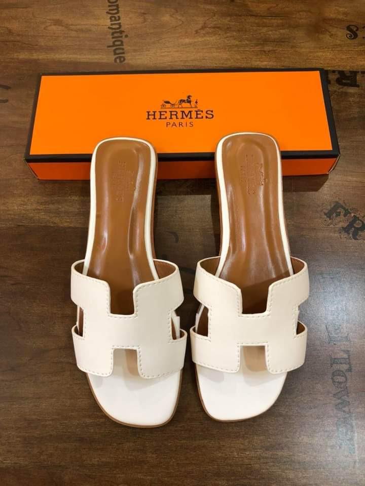 flat sandals hermes