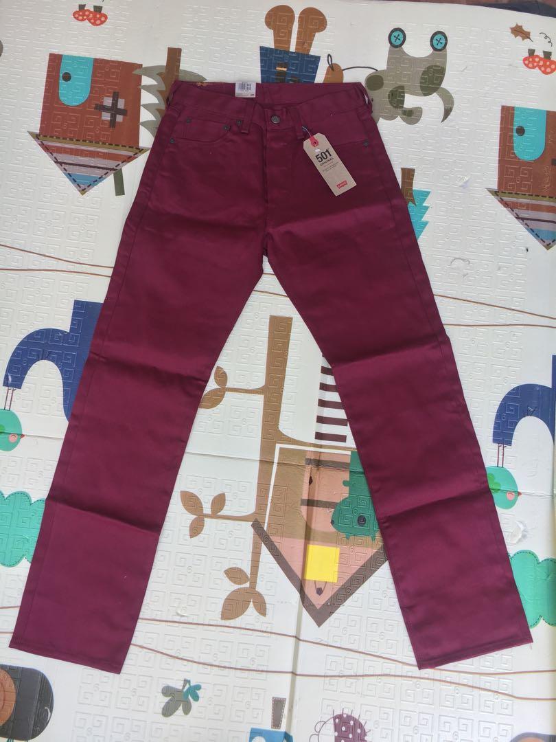 maroon levis 501