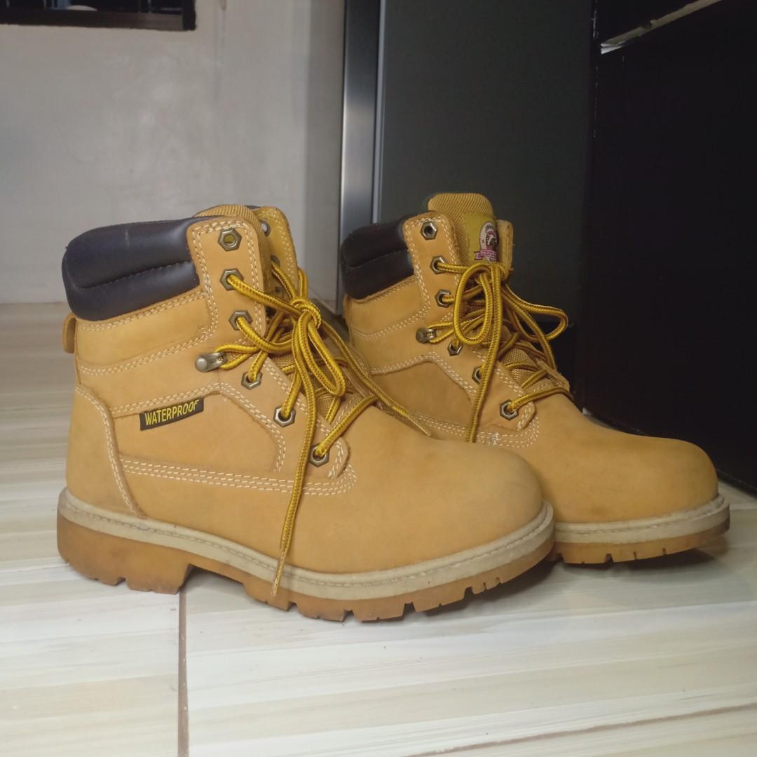 Brahma defender boots outlet
