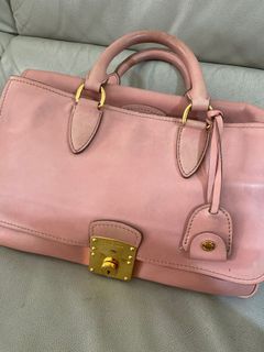 （分類：）位於 。 由 lightbulbshi 提交（商品編號 1083305119，圖片 1）。簡介： 。