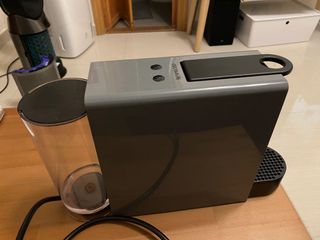 （分類：）位於 。 由 qqkk17 提交（商品編號 1083386238，圖片 1）。簡介： 。