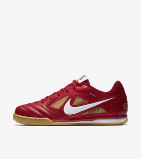 Supreme lunar gato on sale
