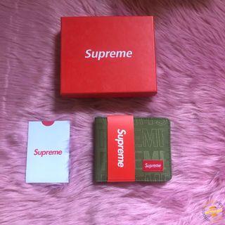 Olive green Supreme Wallet with box