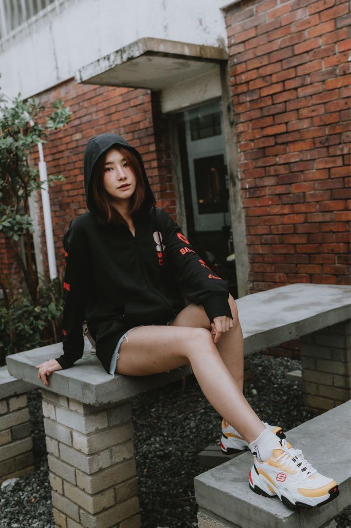 Skechers one online piece jacket