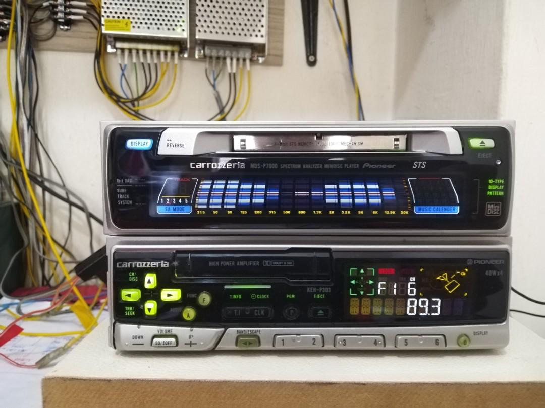Pioneer Carrozzeria cassette player KEHP303 and spectrum analyzer