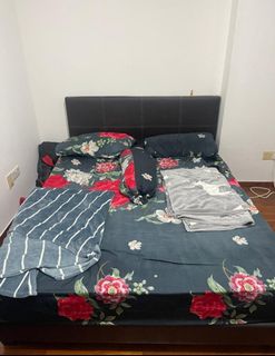 (Category: ) located in . Submitted by poshmama (Listing ID 1083386878, Image 1). Description: .
