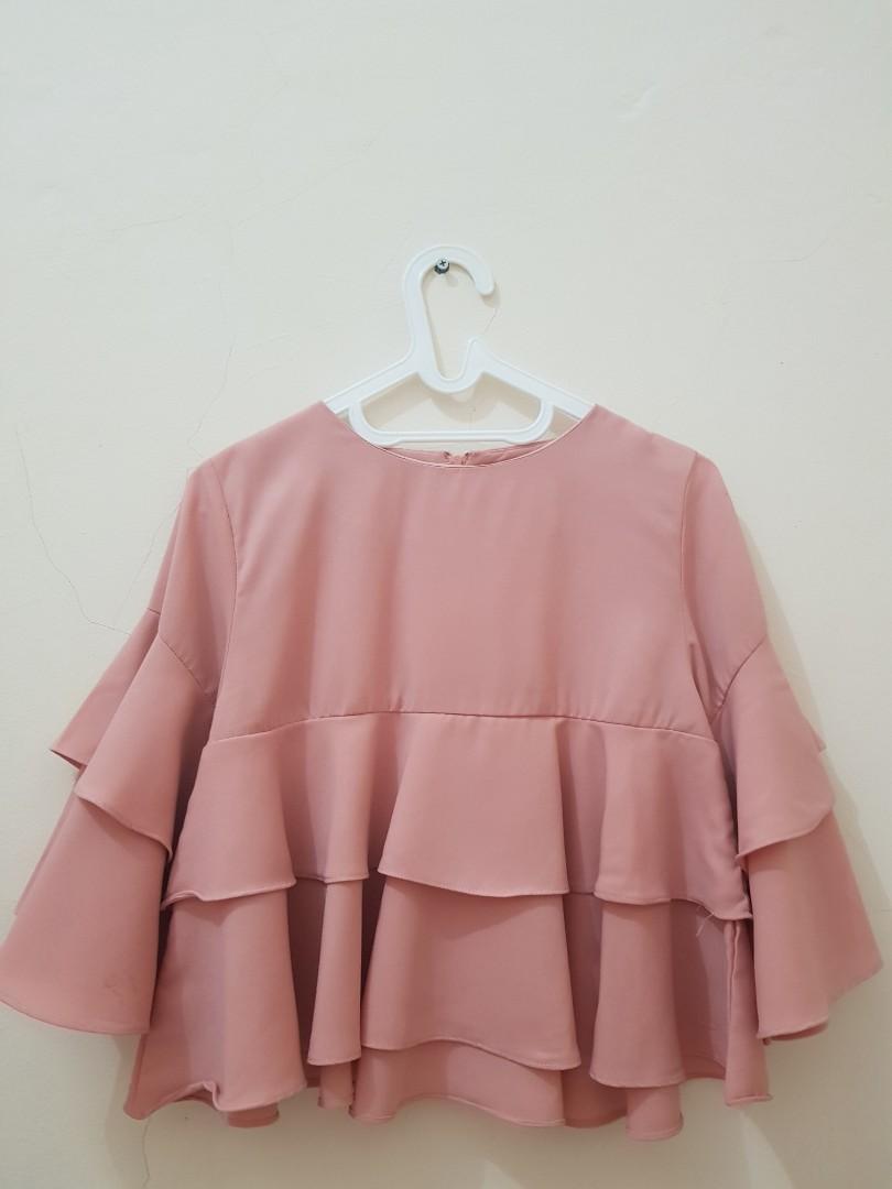 ruffle blouse peach, Fesyen Wanita