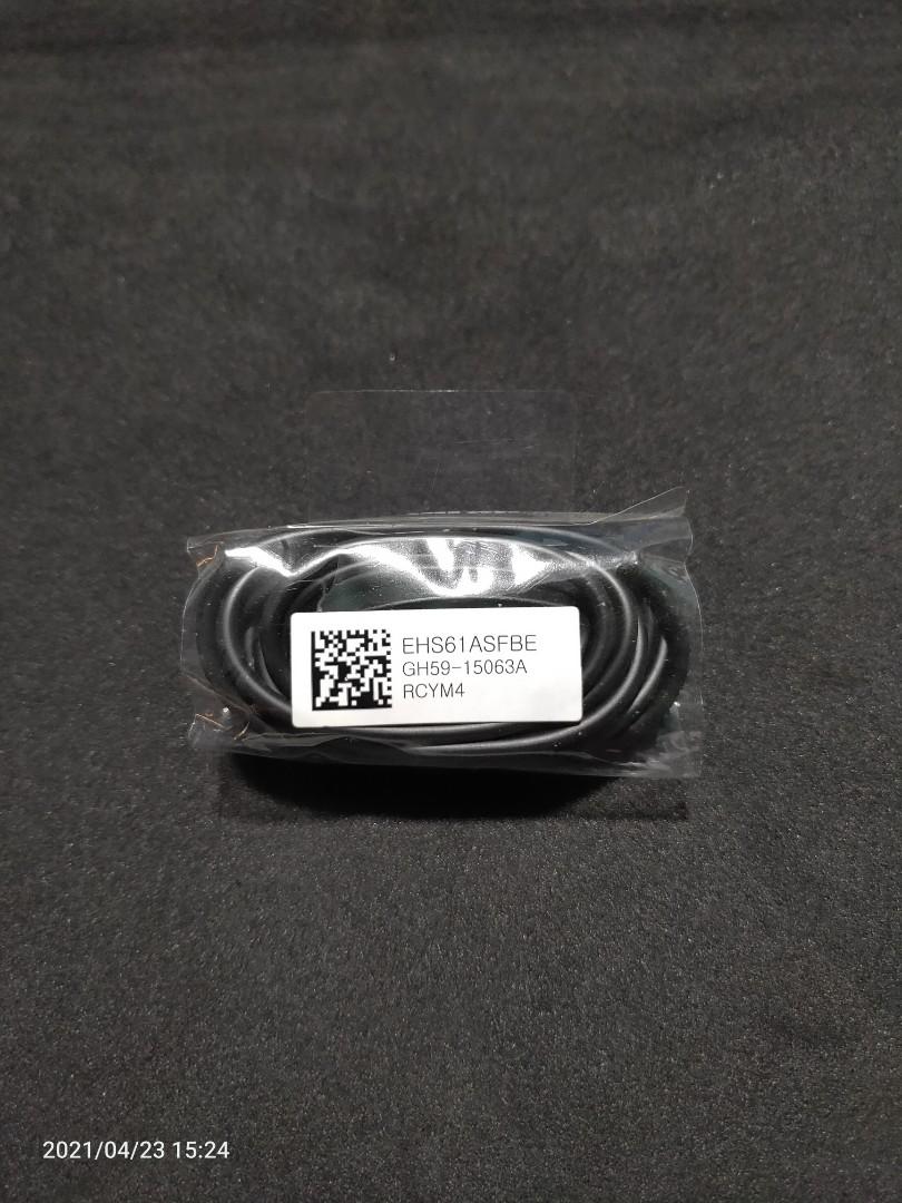 SAMSUNG ORIGINAL HEADSET (Category: Headphones & Headsets) located in Mandaluyong City. Submitted by kim091522 (Listing ID 1083344035, Image 3). Description: ORIGINAL HEADSET FROM SAMSUNG A/M SERIES - 3.5 mm Round earjack Headset not earbuds - Compatible to all 3.5 mm round earjack audio phones - Great bass /dynamic sound ACTUAL PHOTO POSTED NO BOX INCLUDED 100% GURANTEED ORIGINAL AND BRANDNEW.