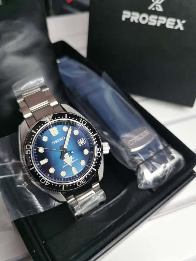 Seiko Prospex Great Blue Hole SPB083J1, Men's Fashion, Watches &  Accessories, Watches on Carousell