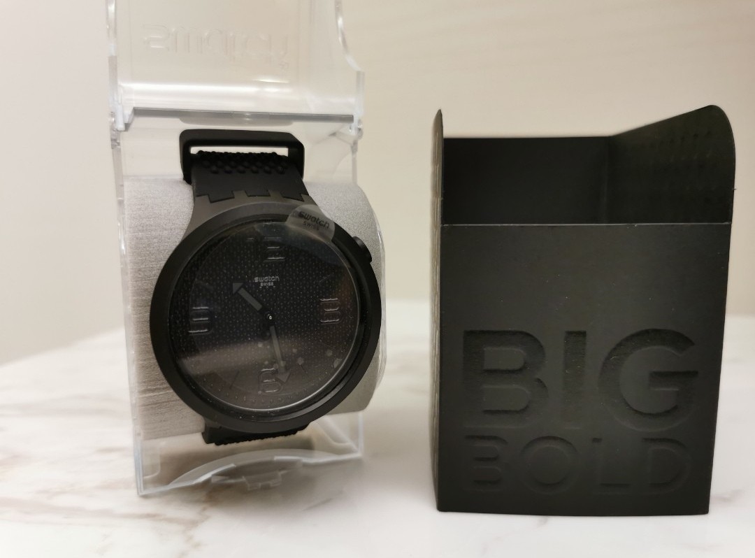 big bold black swatch