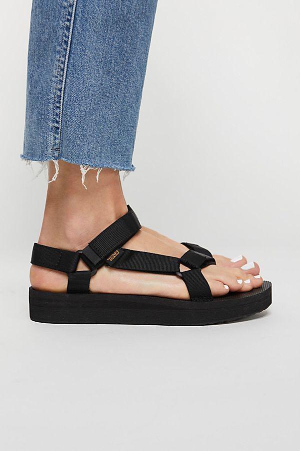 Teva midform deals universal sandals black