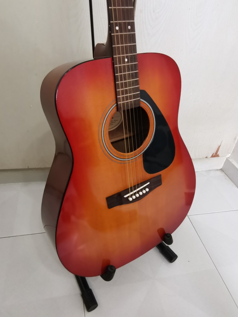 Yamaha F310 CS Acoustic Guitar Hobbies Toys Music Media