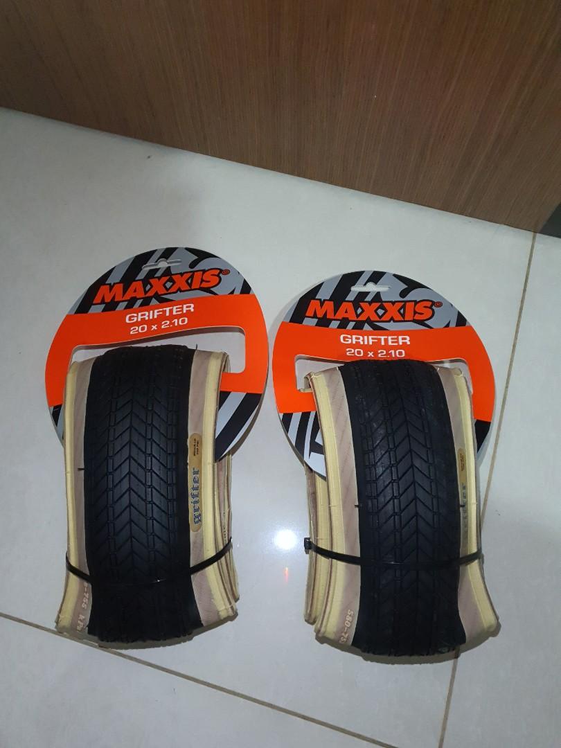 20 x 2.10 Maxxis Grifter Tyres - 20 