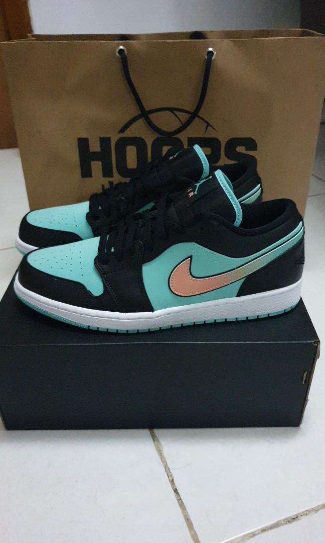 Air Jordan 1 Low Tropical Twist US10 BNIB Hoops Indonesia Pairs, Fesyen  Pria, Sepatu , Sneakers di Carousell