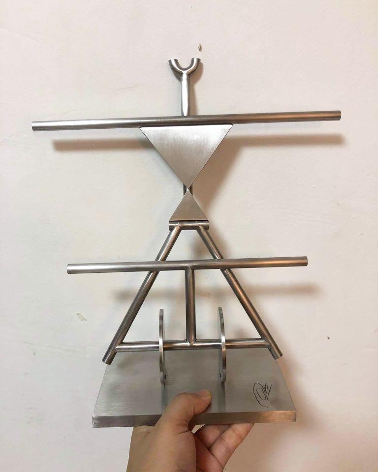 Arturo Luz Performer (Category: Musical Instruments) located in Manila. Submitted by missgrace_collection (Listing ID 1083473162, Image 1). Description: .