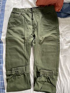 （分類：）位於 。 由 jinnnnno11 提交（商品編號 1083515719，圖片 1）。簡介： 。