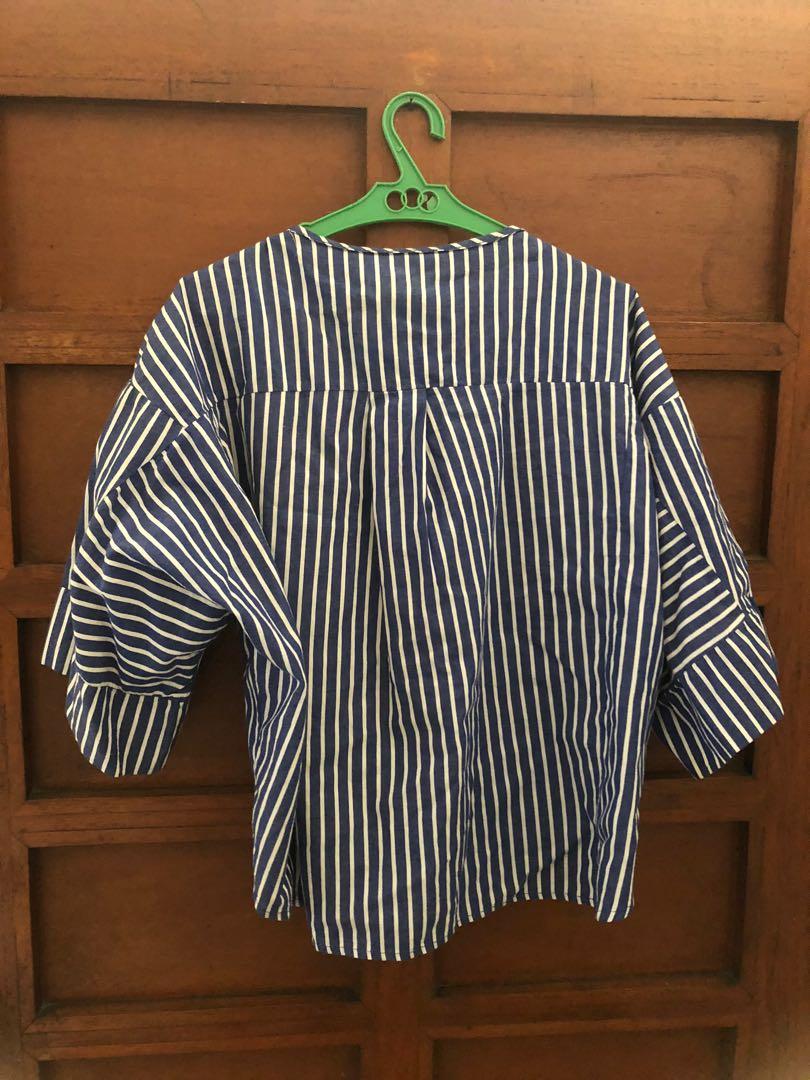 Embroidered top (Category: Blouses) located in Quezon City. Submitted by patchiii0416 (Listing ID 1083515768, Image 3). Description: Used once.