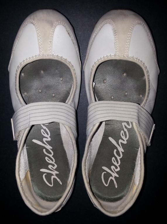 Mary jane store active shoes