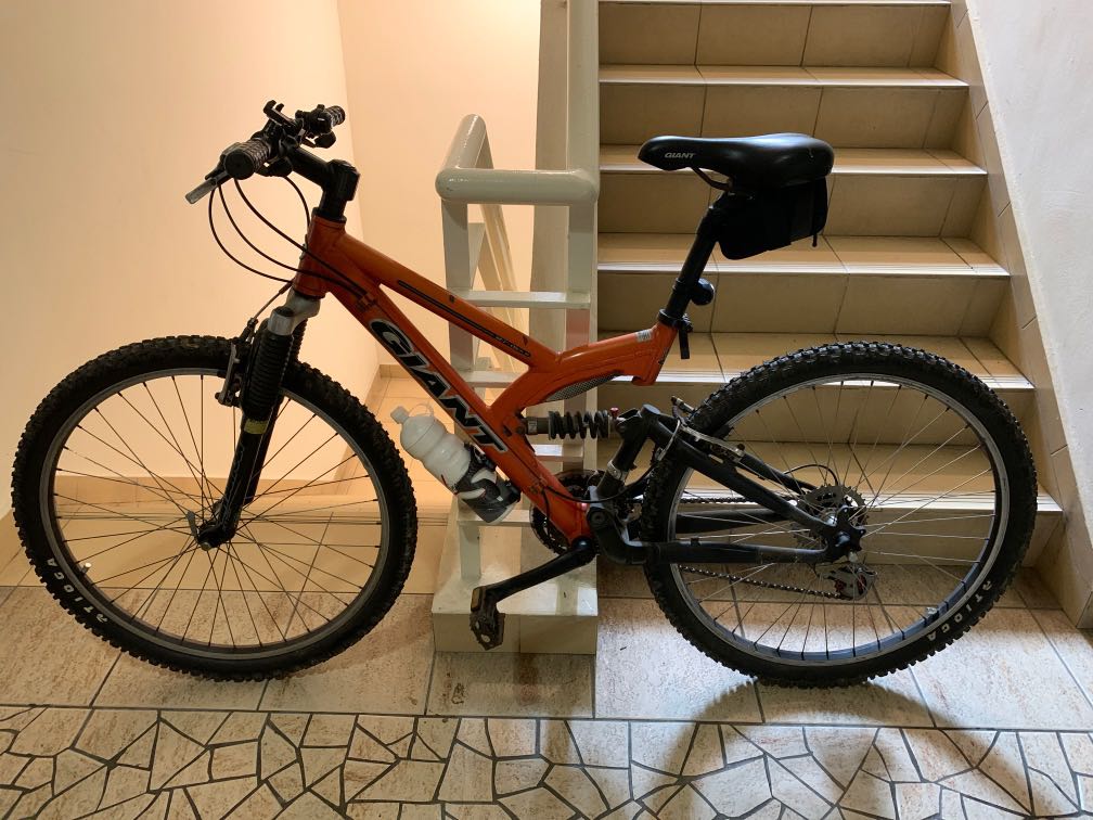 Giant Old School Full Suspension Mountain Bike Sports Equipment Bicycles Parts Bicycles on Carousell