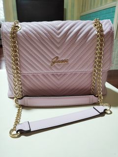 (Category: ) located in . Submitted by lovetoshopp (Listing ID 1083577603, Image 1). Description: .
