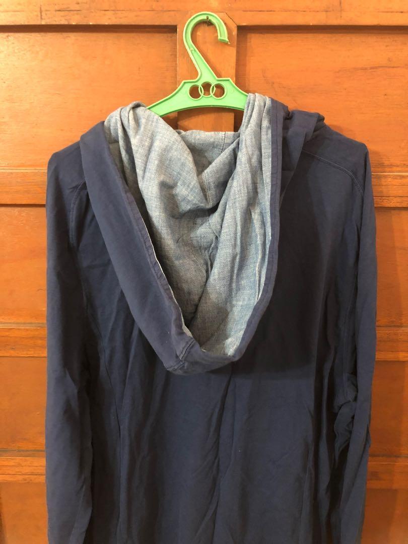 H&M hoody (Category: Coats, Jackets and Outerwear) located in Quezon City. Submitted by patchiii0416 (Listing ID 1083515014, Image 3). Description: Used once.