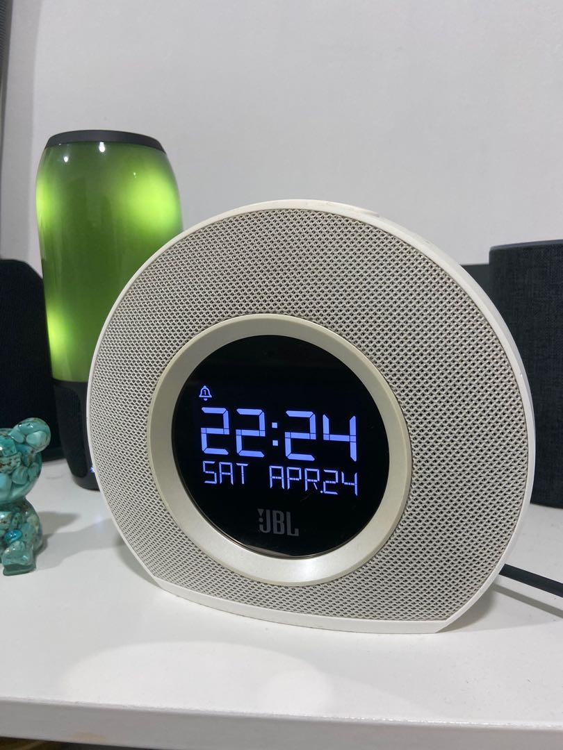 JBL HORIZON Bluetooth Clock Radio USB Charging & Ambient Light, Audio