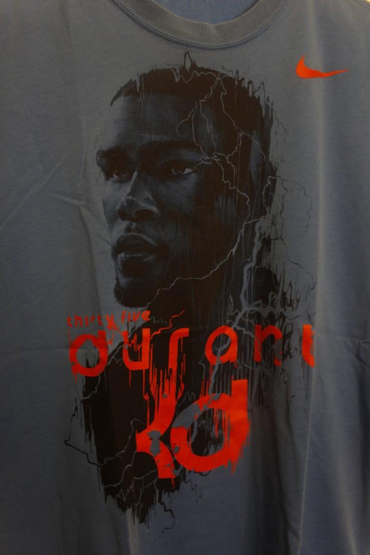 Nike Original Durant Shirt (Category: Tshirts & Polo Shirts ) located in Antipolo. Submitted by aaiitems (Listing ID 1083455735, Image 2). Description: Nike Original Durant Shirt - Small RFS: Decluttering PM for more info 😊.