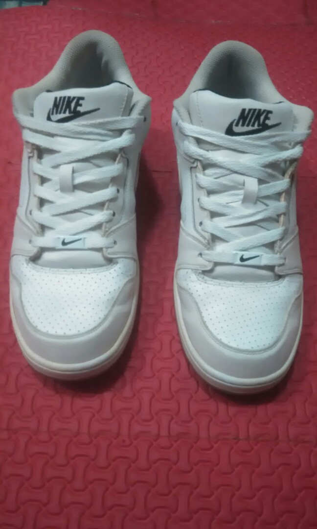 nike prestige 4