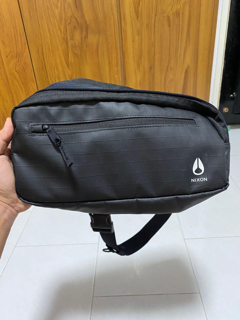 Nixon fountain 2025 sling pack iii