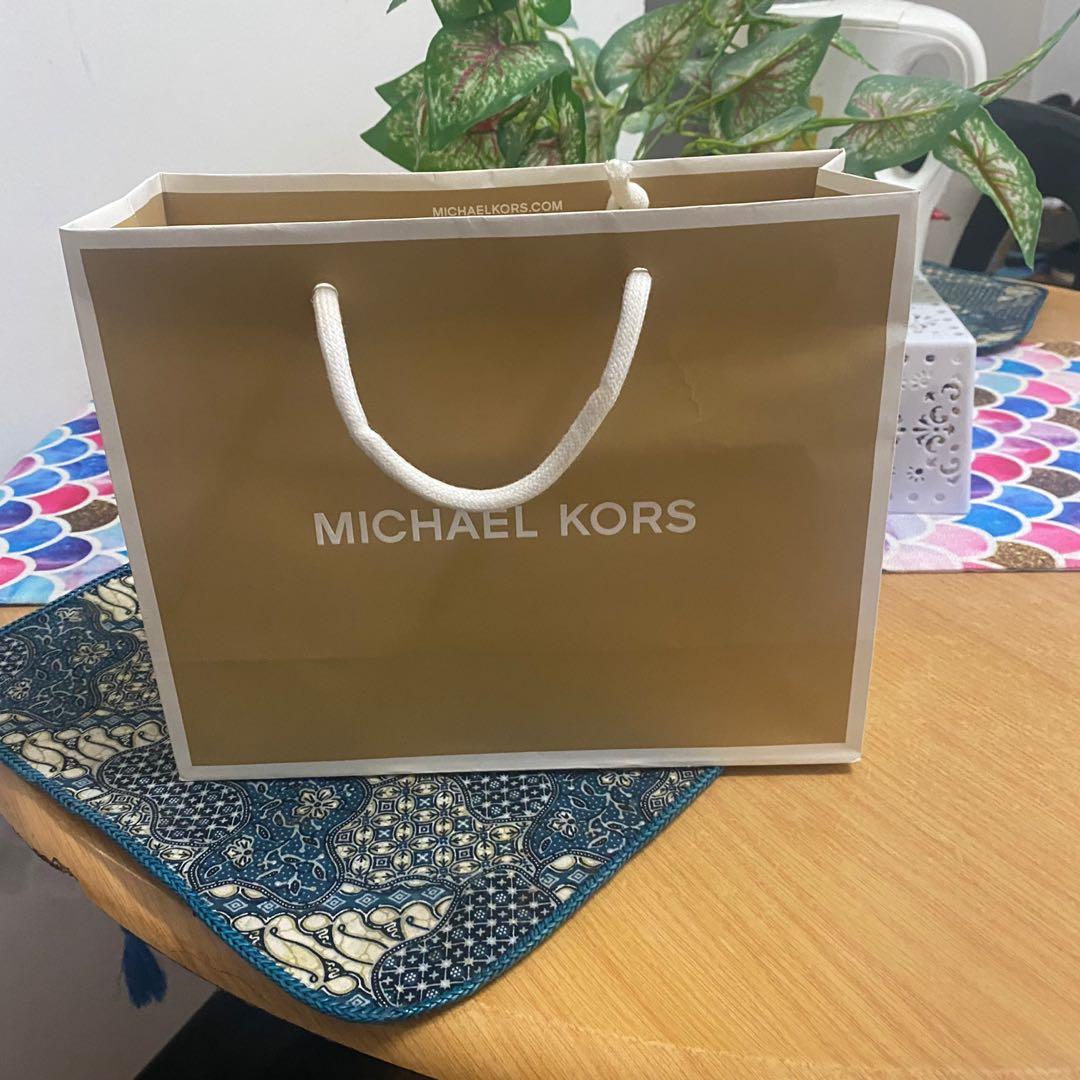 Paper bag hotsell michael kors original