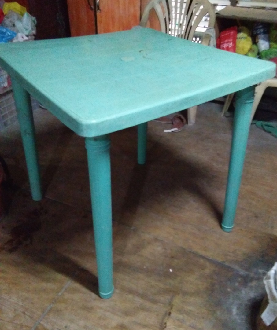 plastic-table-furniture-home-living-furniture-tables-sets-on