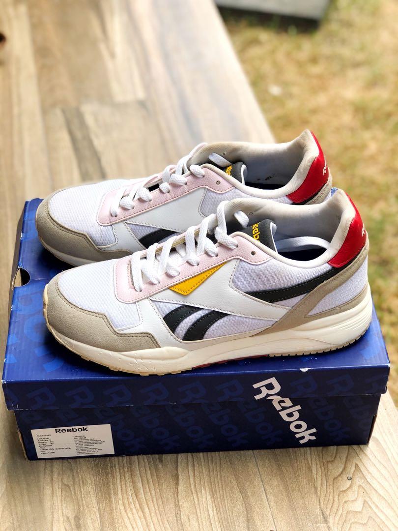 Preloved Original REEBOK Pump Sneakers Size 40, Fesyen Wanita