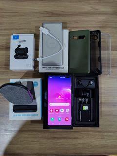 Samsung Galaxy S10+ Package