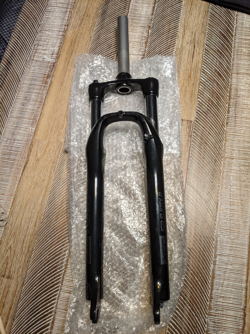 SR Suntour XCE 28
