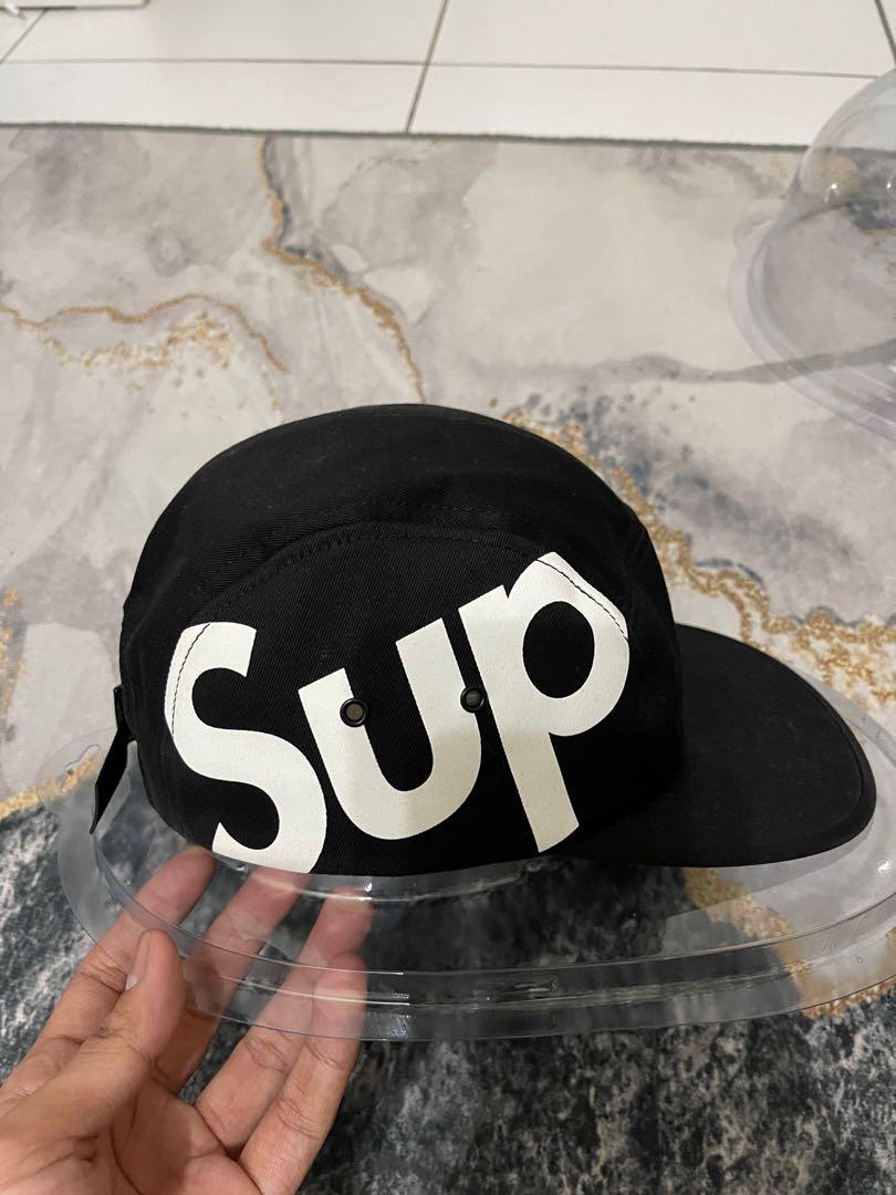 Supreme hot sale side logo