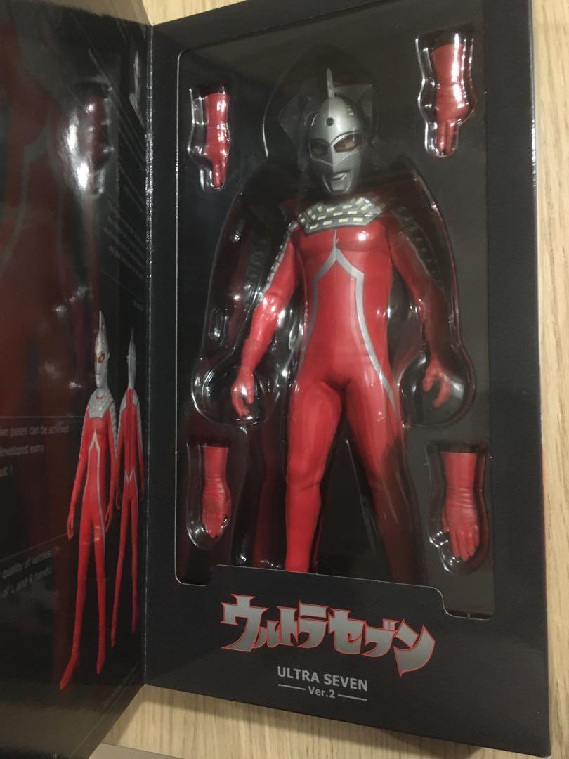 RAH Ultra Seven Ultraman Medicom Toy, Hobbies & Toys, Toys