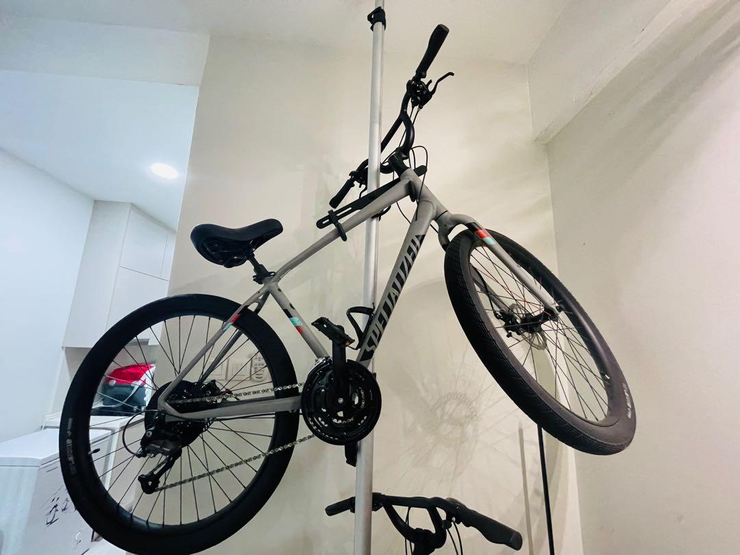 Specialized roll shop hybrid bike