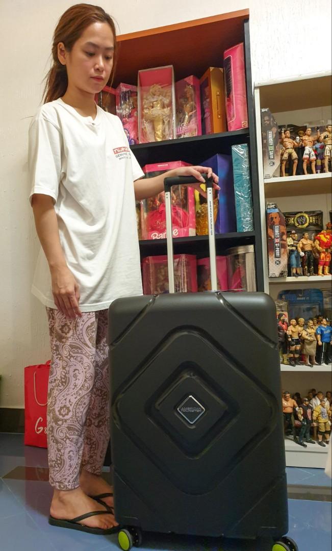 american tourister trigard spinner