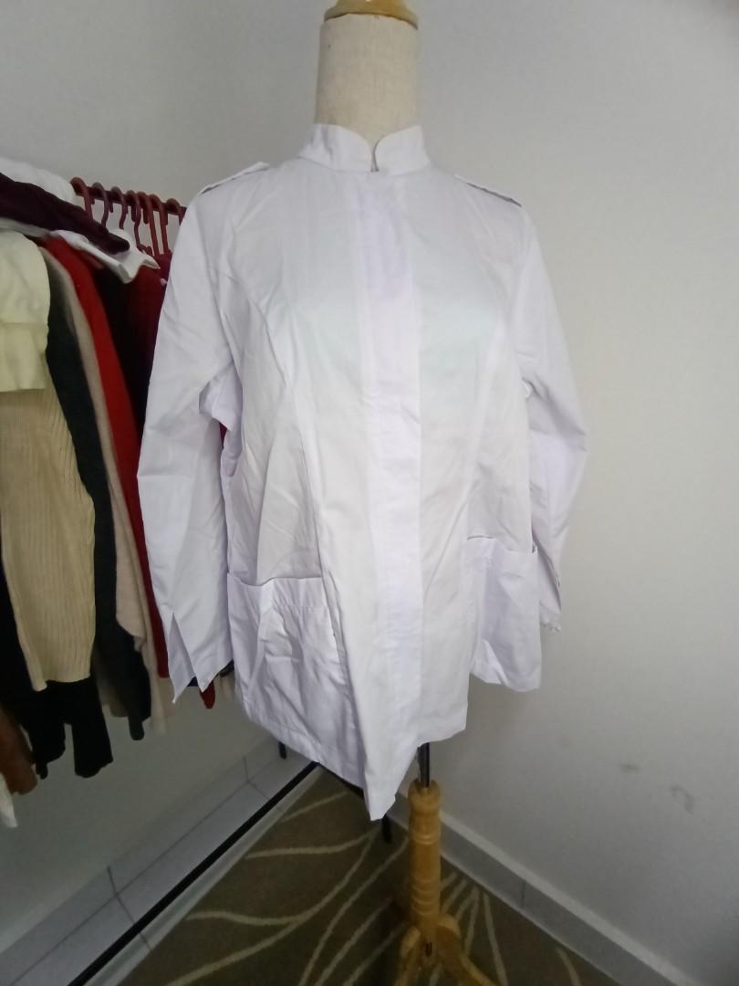 Baju Ma Uniform Pembantu Perubatan Penolong Pegawai Perubatan Perempuan Women S Fashion Clothes Tops On Carousell