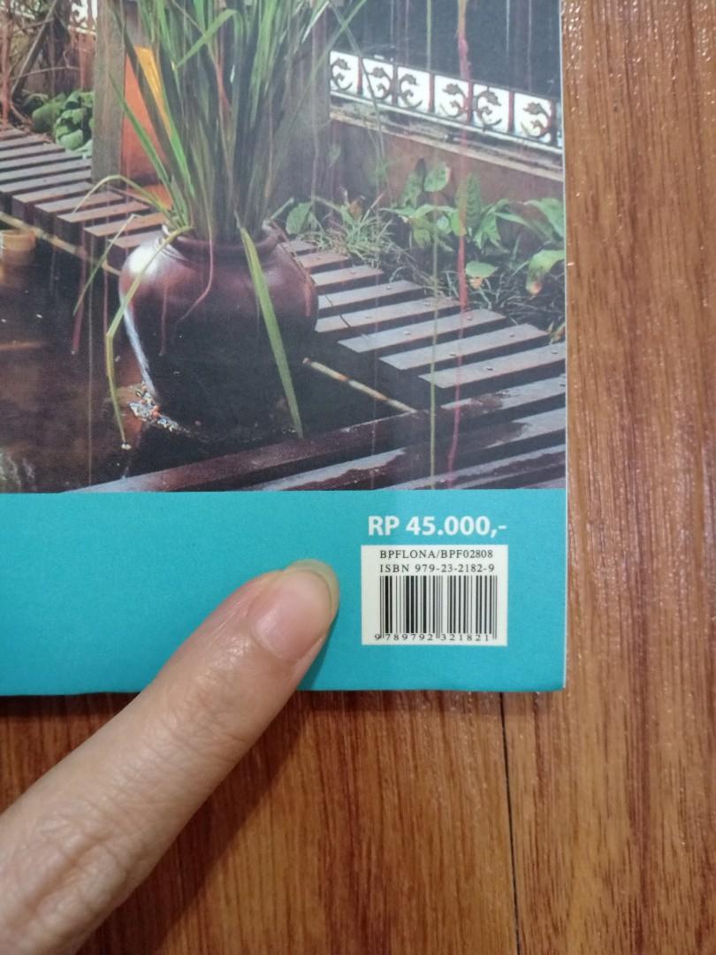 Buku arsitek inspirasi desain Taman Air, Buku & Alat Tulis, Buku di
