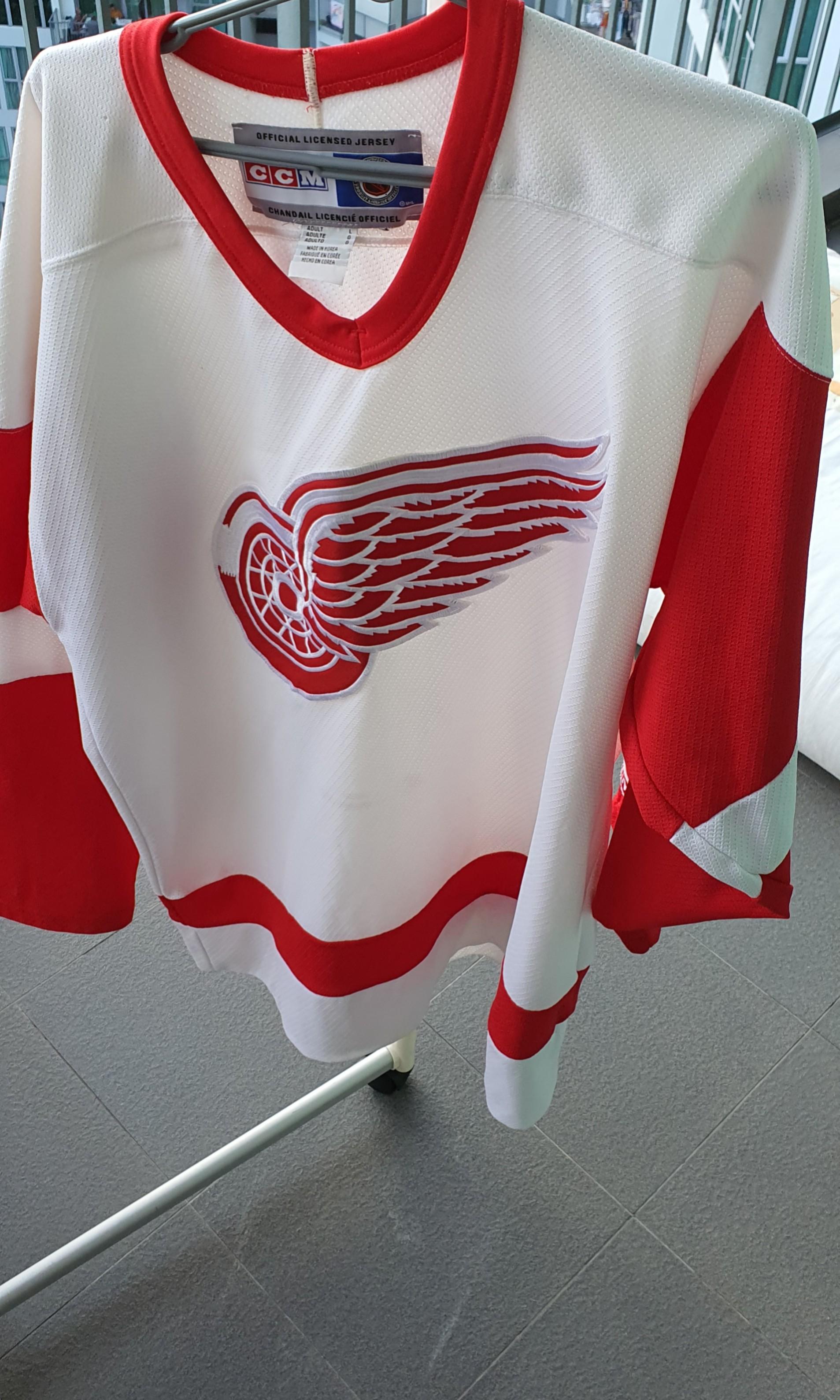 CCM Detroit Red Wings NHL hockey jersey size L Men s Fashion Activewear on Carousell