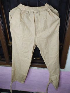 (Kategori: ) berada di . Dikirim oleh araa.thrift (ID iklan 1083873744, Gambar 1). Deskripsi: .