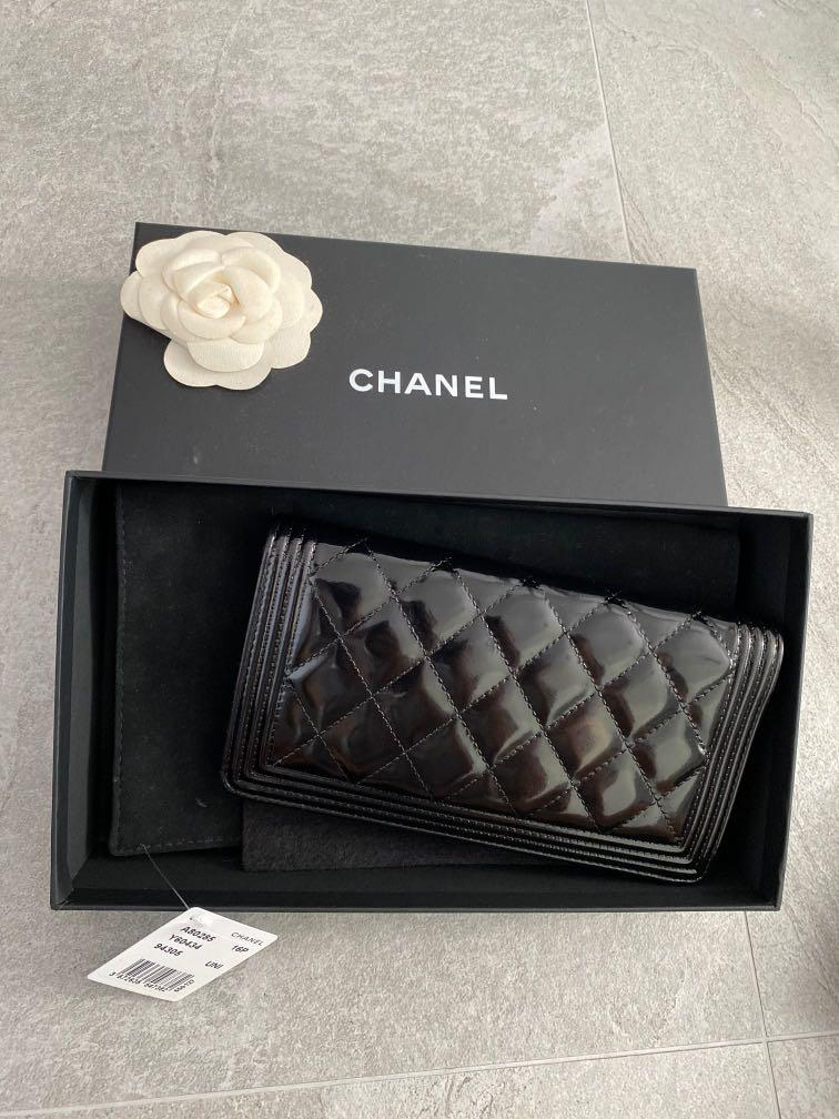Chanel boy bifold wallet sale