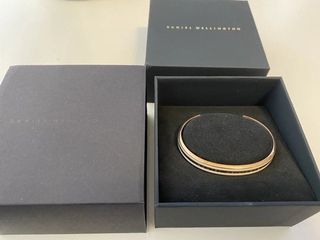 （分類：）位於 。 由 faat1100 提交（商品編號 1083844920，圖片 1）。簡介： 。