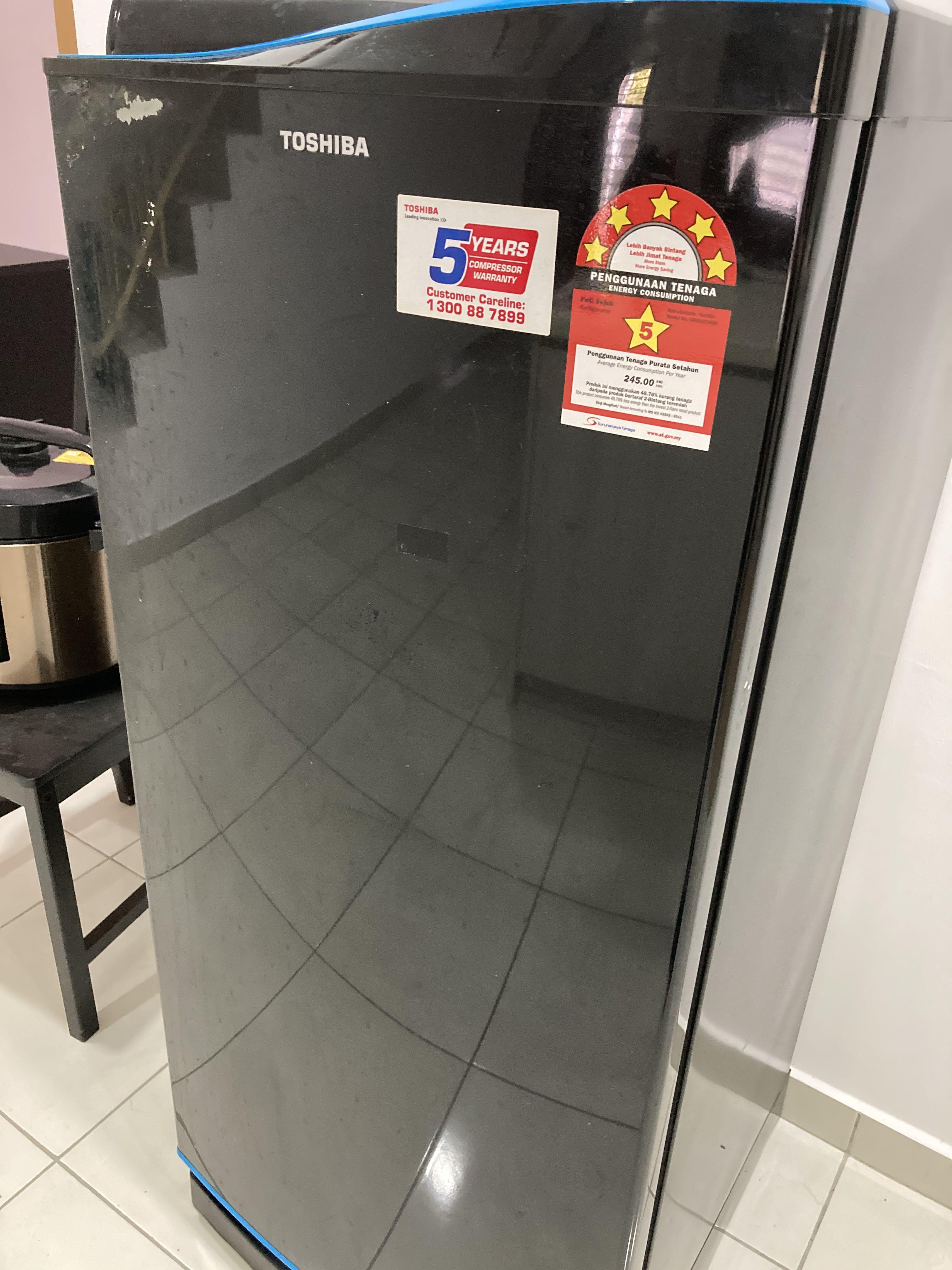 Fridge / Refrigerator Petiais Toshiba 5 star energy rating, TV & Home