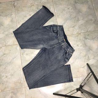 Jeans strechy, pinggang karet