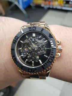 (Category: ) located in . Submitted by sengshopping28 (Listing ID 1083684448, Image 1). Description: .