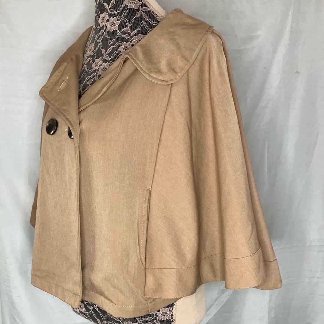 L - XL Fashion Blazer Jacket (Category: Coats, Jackets and Outerwear) located in Naga. Submitted by imasupergal (Listing ID 1083869128, Image 3). Description: MAKE READING A HABIT😊 Details: ▪️Preloved but like new ▪️Washed already ▪️Personally Owned Branded Women Apparels ▪️Size indicated on photo ▪️Actual photo posted ▪️Lakas maka sosyal nito. ▪️RFS: Decluttering ———————————————————— 🌻These are from my personal items, these are either used and