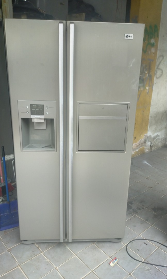 Lg fridge water dispenser, TV & Home Appliances, Kitchen Appliances