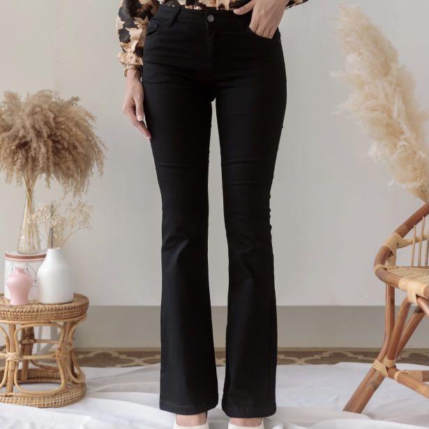 Mini online bootcut jeans